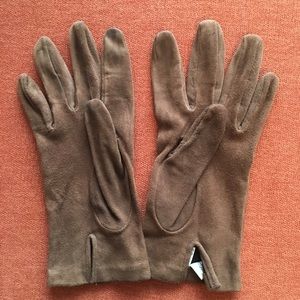 Neiman Marcus genuine leather brown gloves